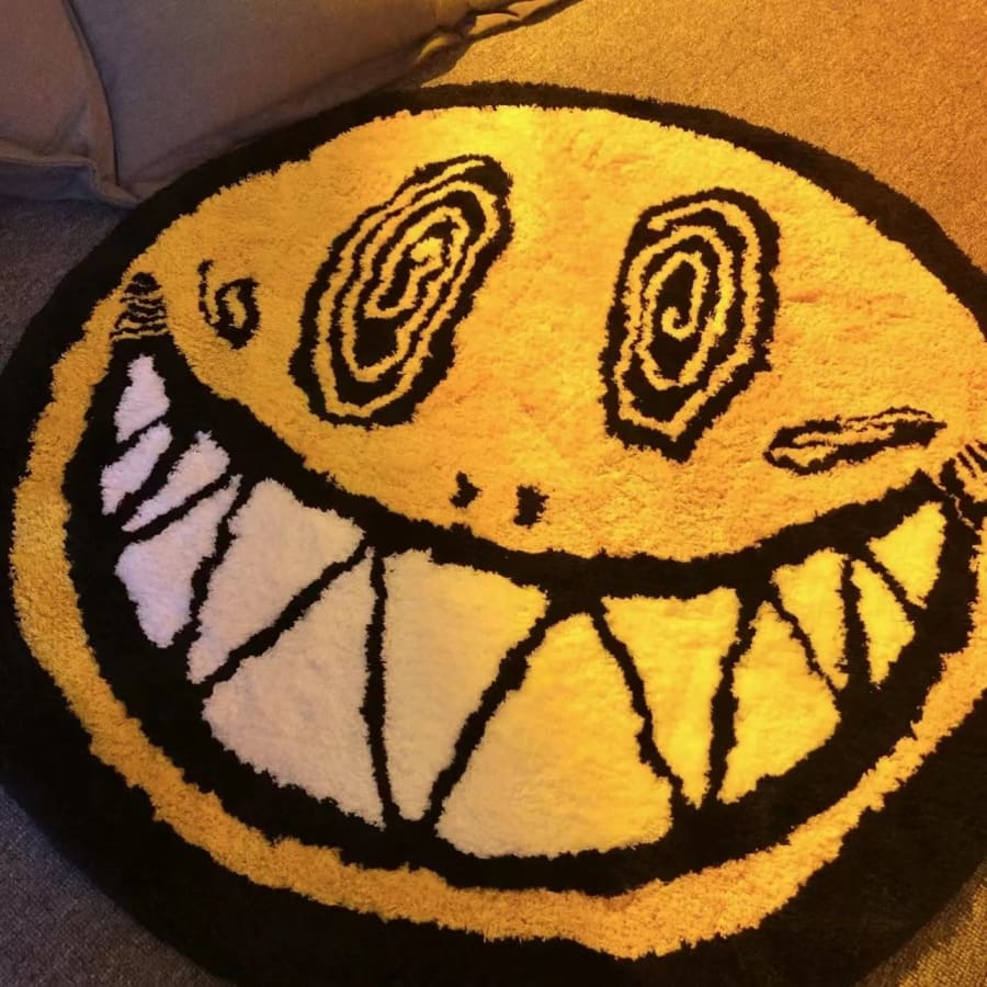 Plush Drew Smiley Round Carpet